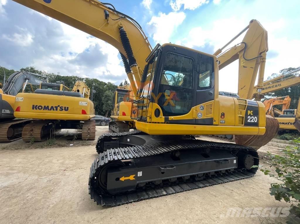 Komatsu PC 220-8 Bandgrävare