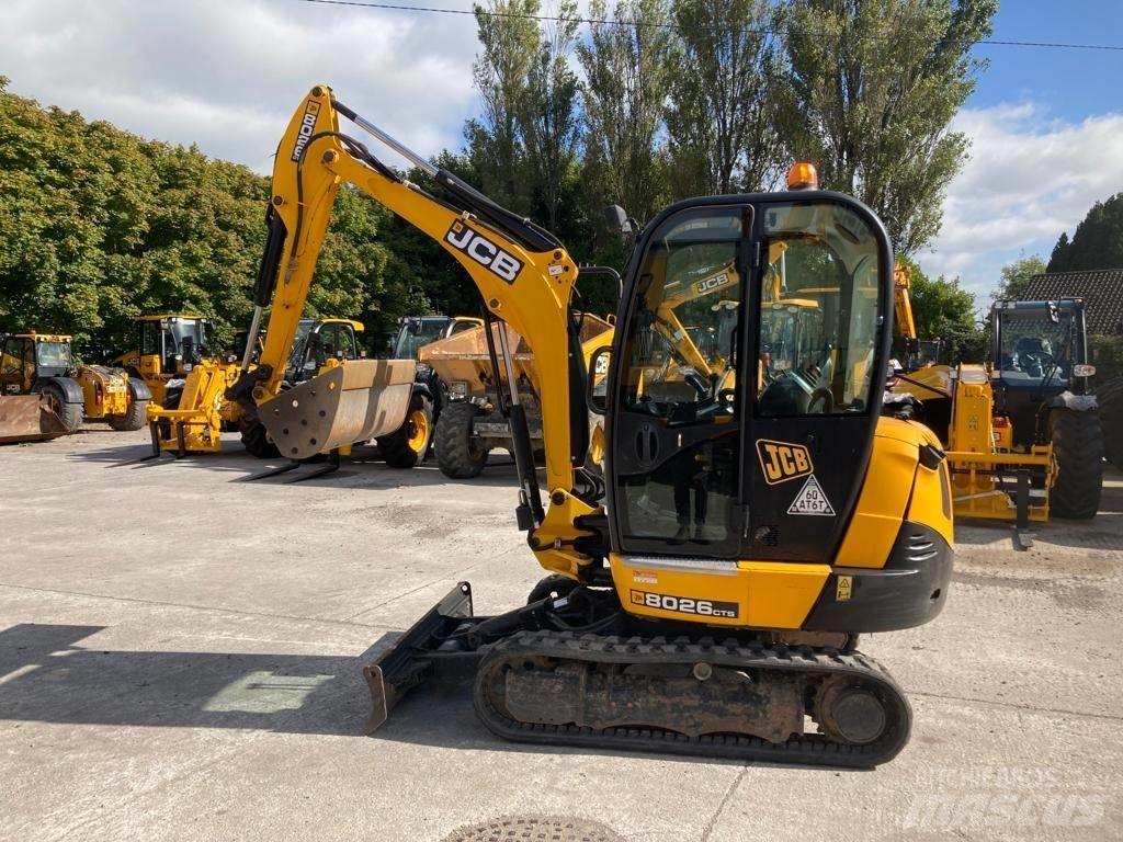 JCB 8026 CTS Minigrävare < 7t