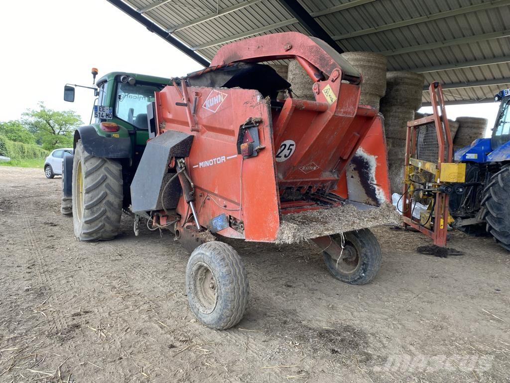 Kuhn MINOTOR 3060 Silotömmare