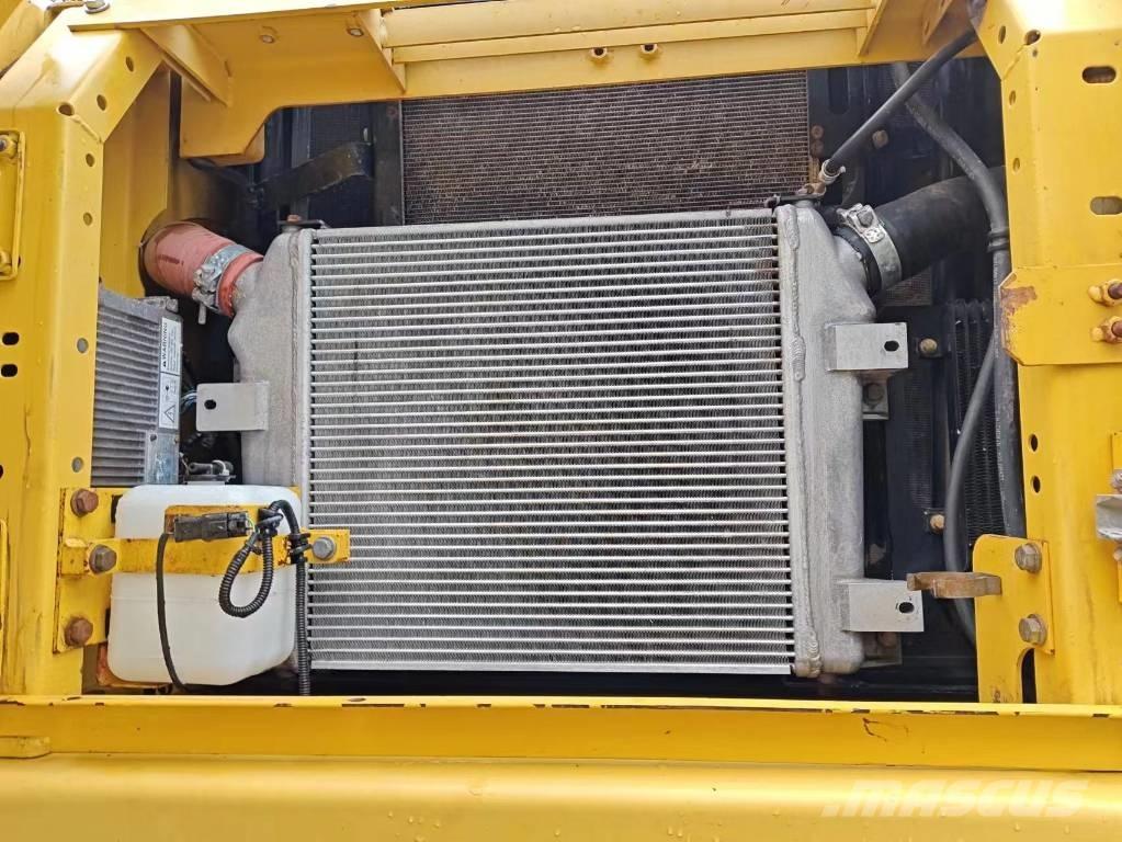 Komatsu PC 400-7 Bandgrävare