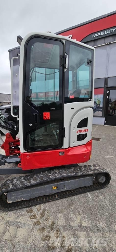 Takeuchi TB 325 R Minigrävare < 7t