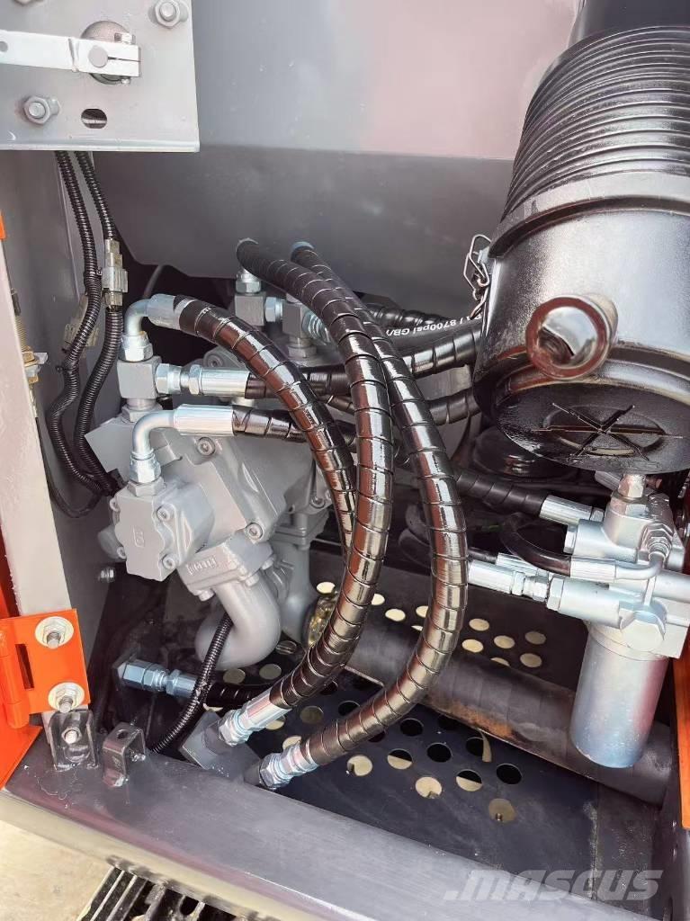 Hitachi ZX 70 Midigrävmaskiner 7t - 12t