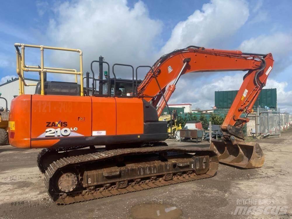 Hitachi ZX210LC Bandgrävare