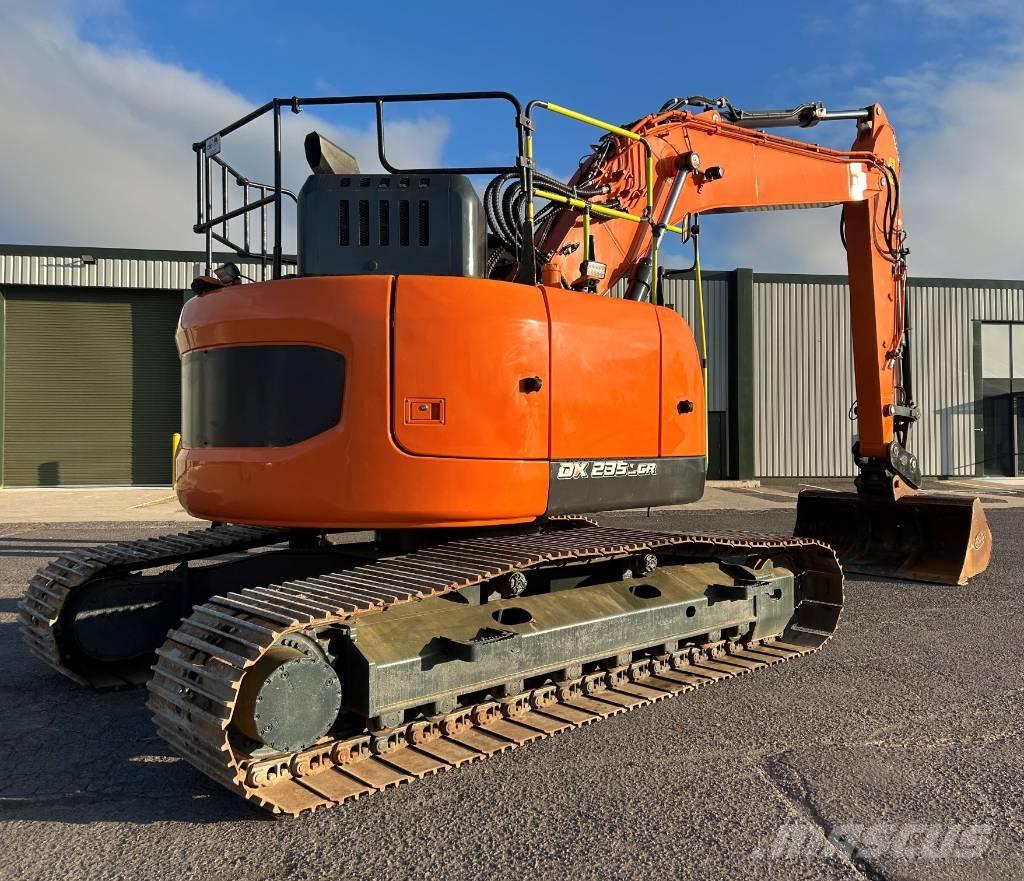 Doosan DX235LCR-7 Bandgrävare