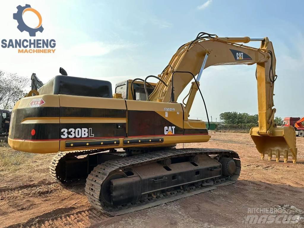 CAT 330 B L Bandgrävare