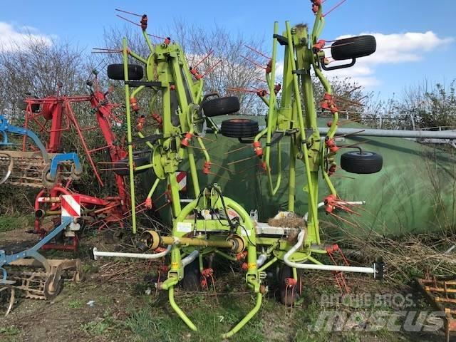 CLAAS Volto 900 Vändare och luftare