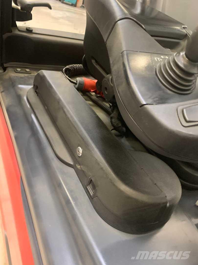 Linde E20L Elmotviktstruckar