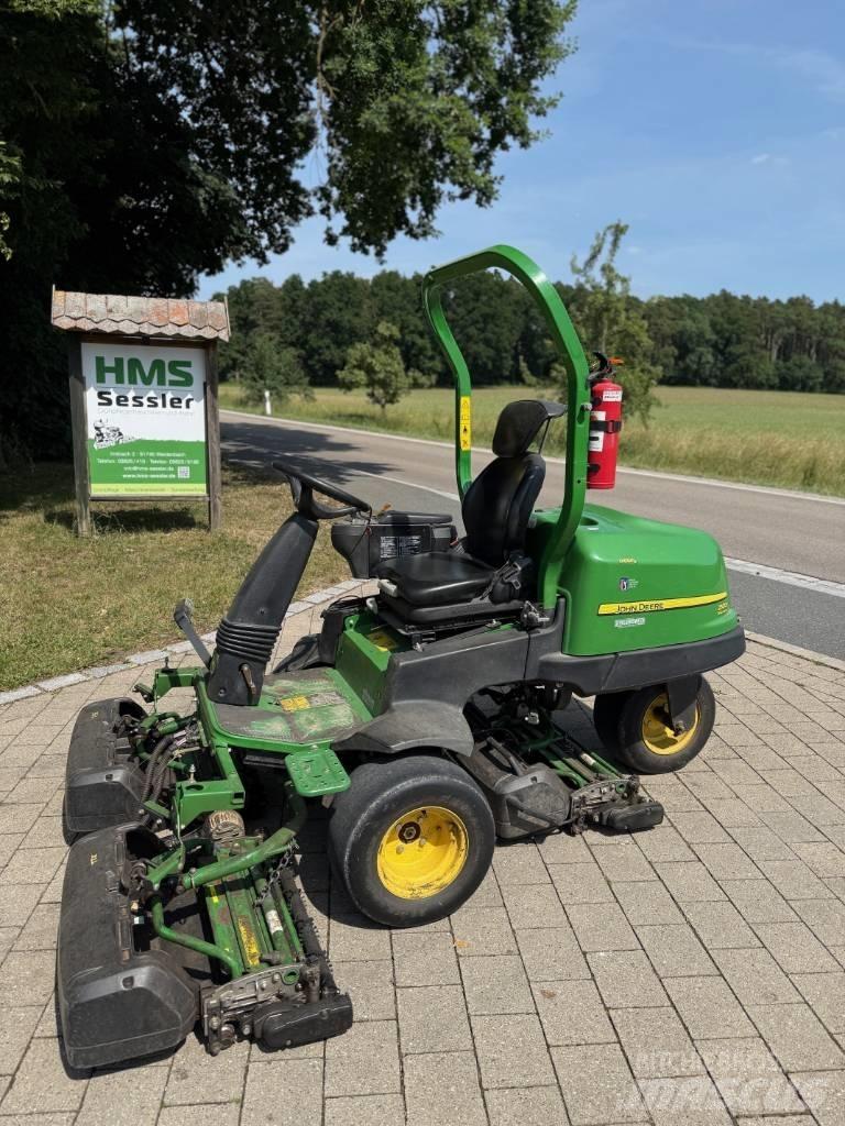 John Deere 2500 E Green-gräsklippare