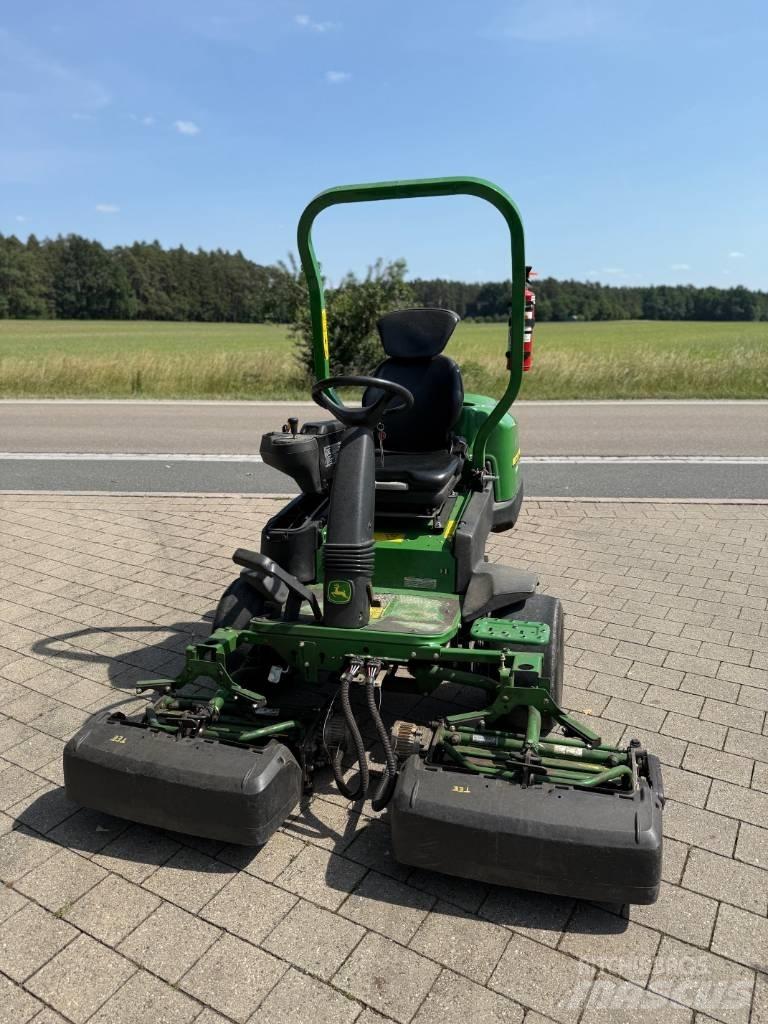 John Deere 2500 E Green-gräsklippare