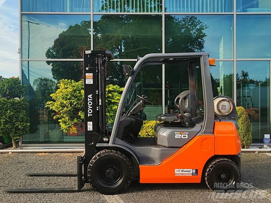 Toyota 02-8FGF20 Gasolmotviktstruckar