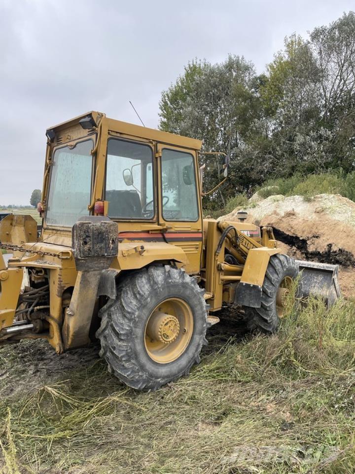 Hydrema 807 Grävlastare