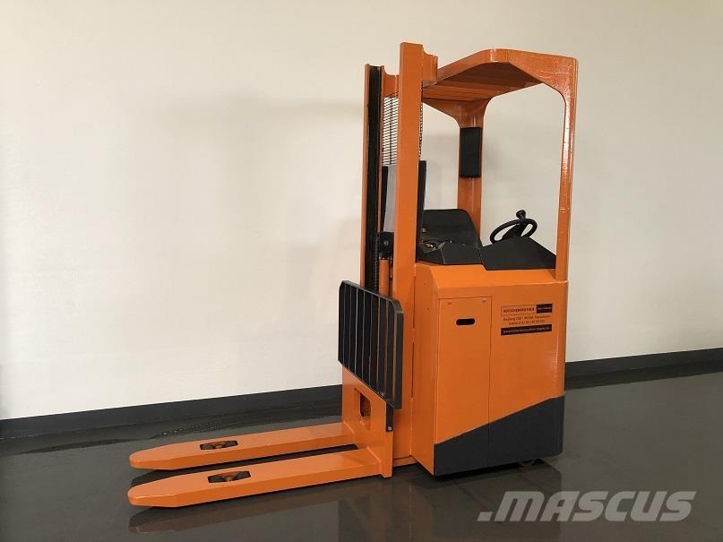 Samag ELF01 Staplare