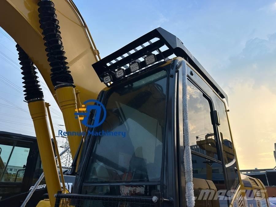 Komatsu PC 220-8 Bandgrävare