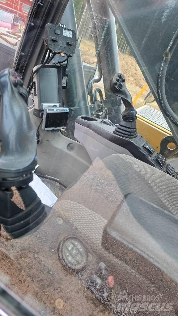 Volvo EC 250 D L Bandgrävare