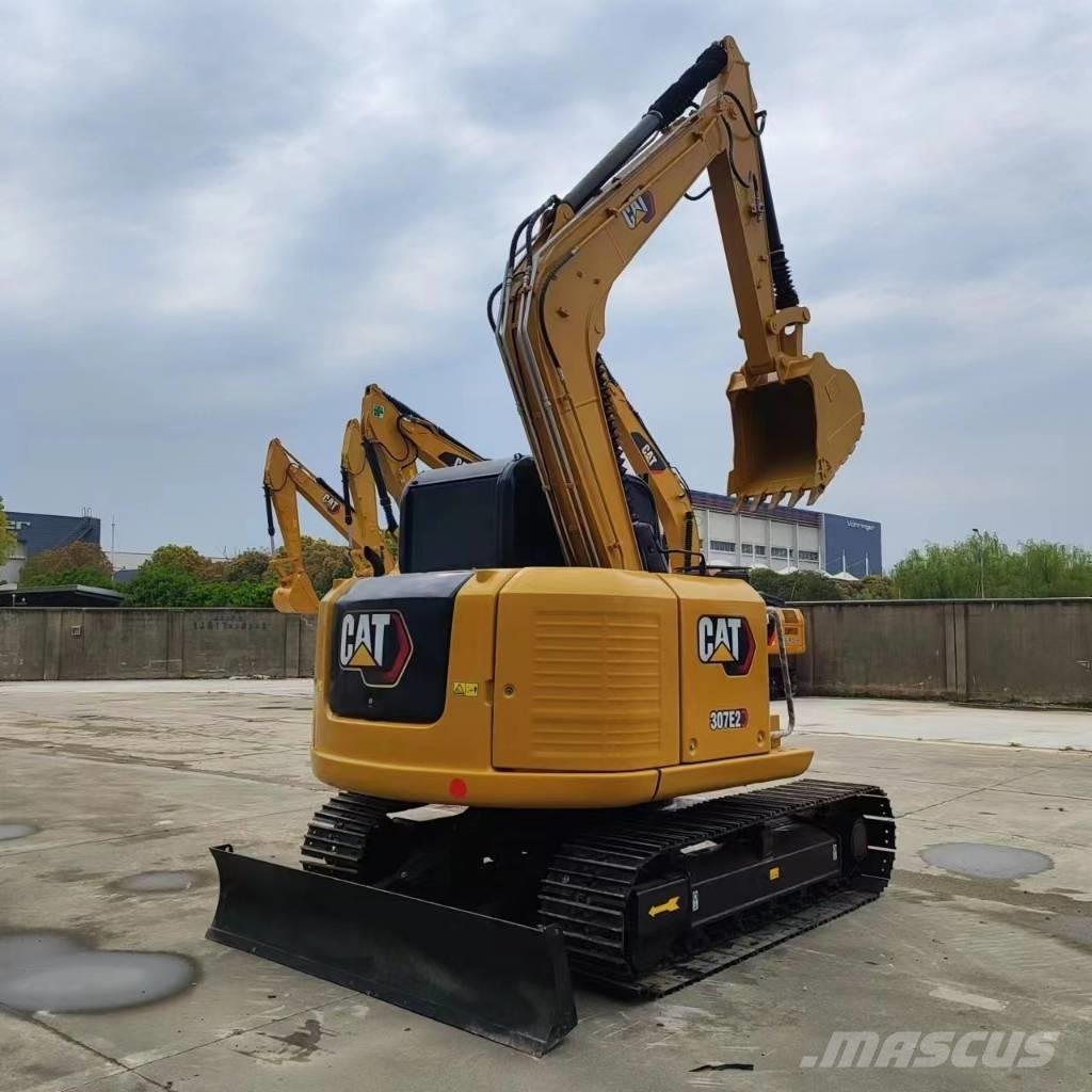 CAT 307E2 Teleskopiska hjullastare