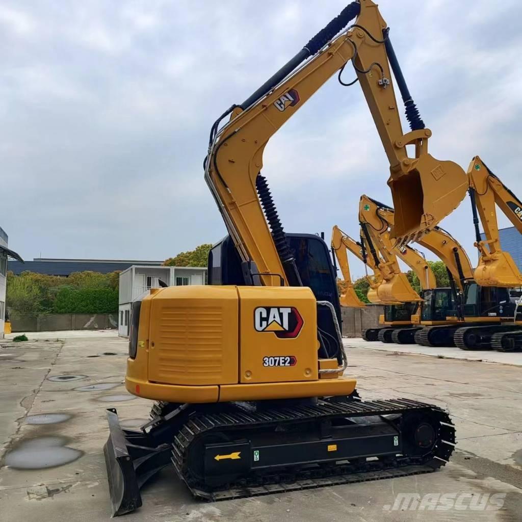 CAT 307E2 Teleskopiska hjullastare