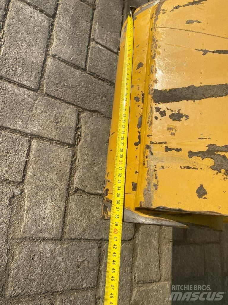 CAT Overslag arm Grävutrustning