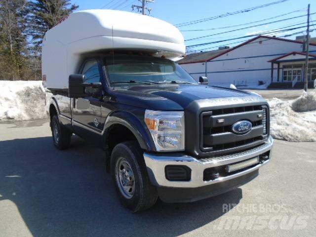 Ford F 450 XL SD Plogbilar