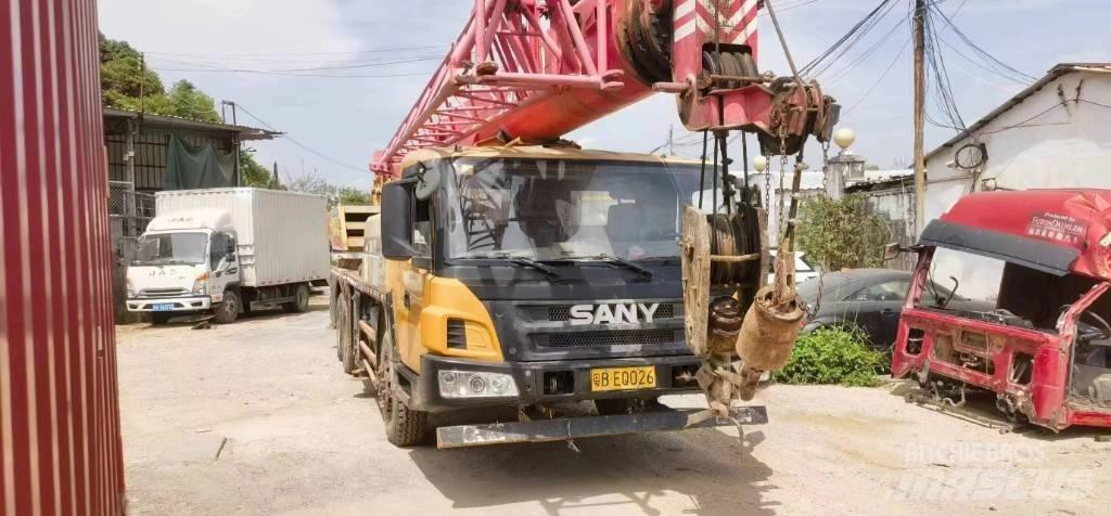 Sany STC250T Lyftblock, vinschar och materialhissar