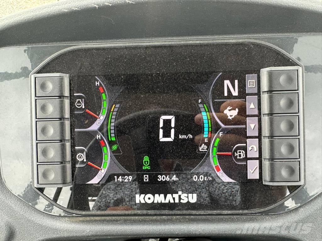 Komatsu WA 100 Hjullastare