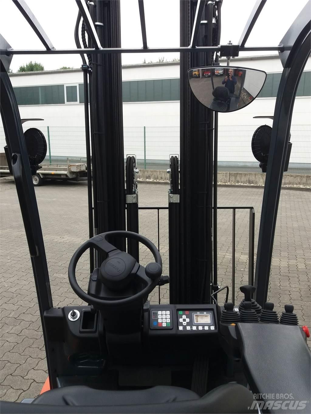 Toyota 8FBMK20T Elmotviktstruckar
