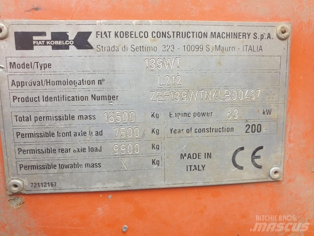 Fiat-Kobelco E 145 W Hjulgrävare
