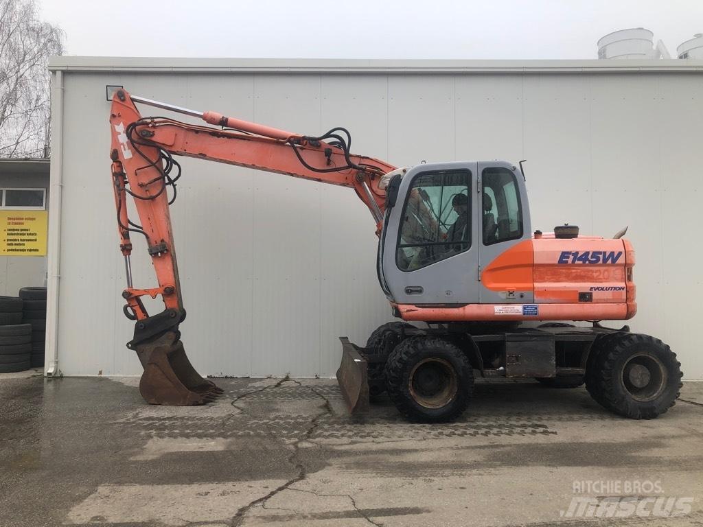 Fiat-Kobelco E 145 W Hjulgrävare