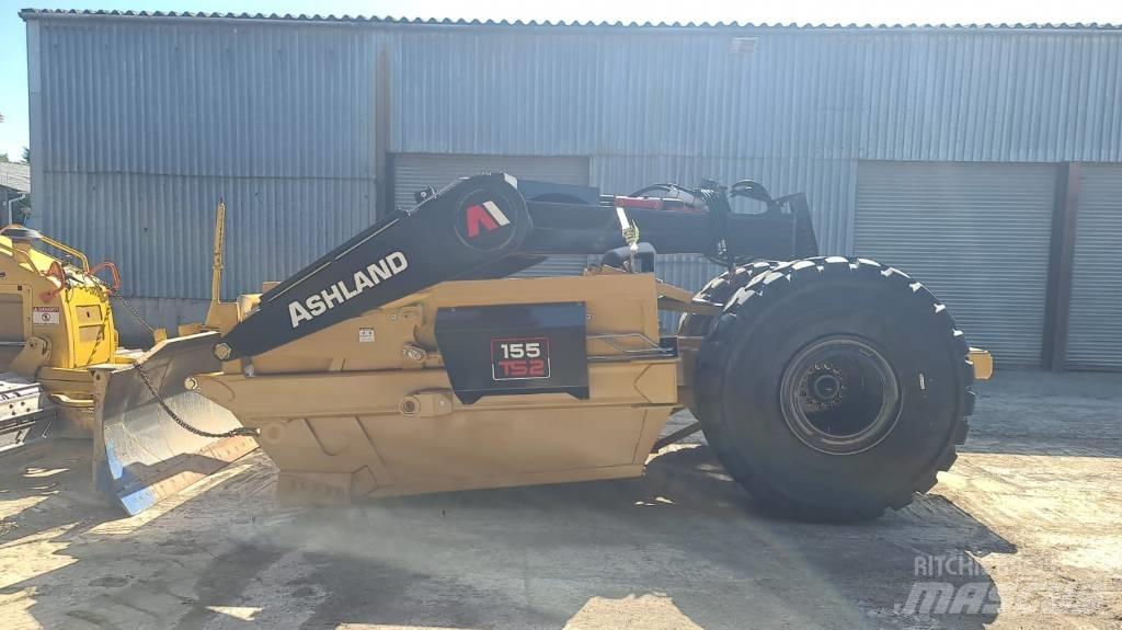 Ashland 155TS Schaktvagnar