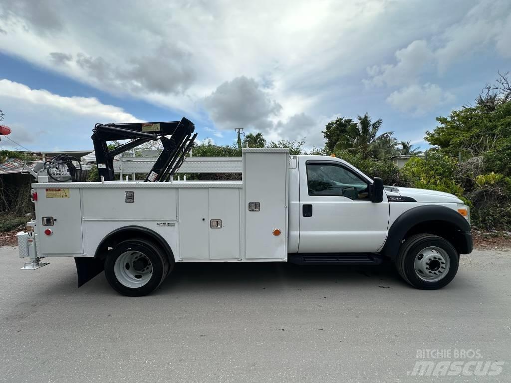 Ford F 550 Flakbilar/Pickuper