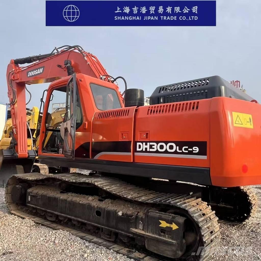 Doosan DH 300 Bandgrävare