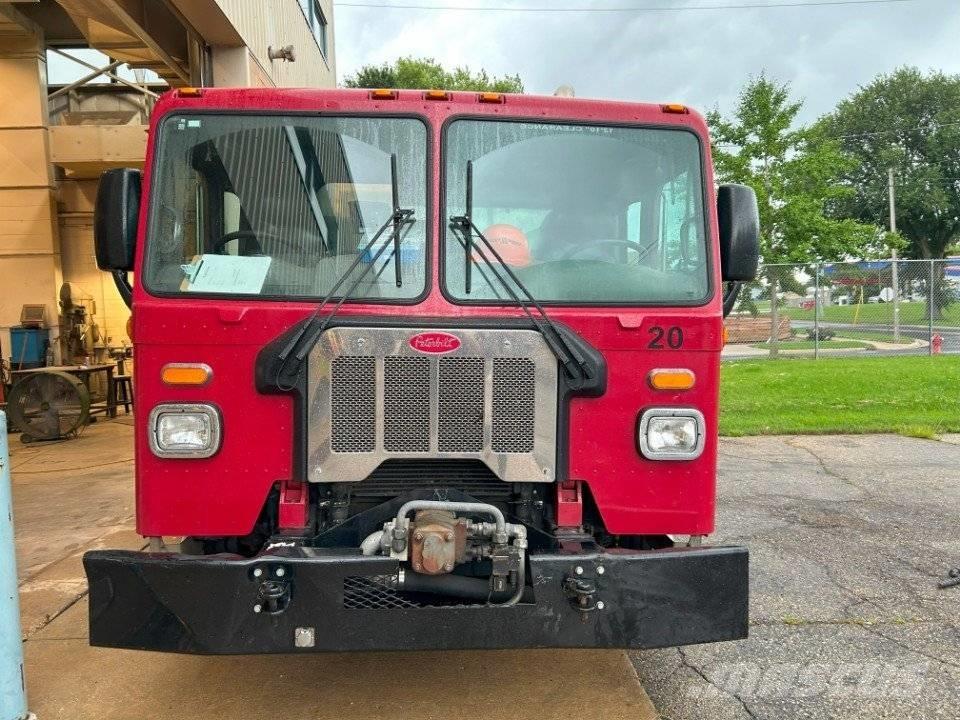 Peterbilt Loadmaster Övriga bilar