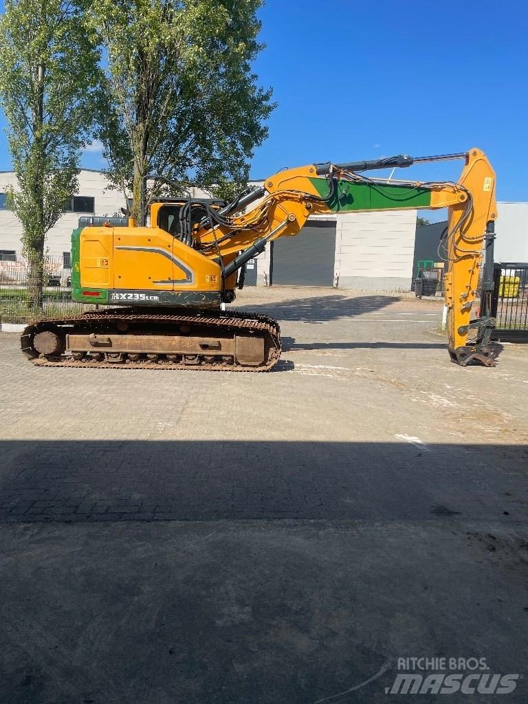 Hyundai hx235 Bandgrävare