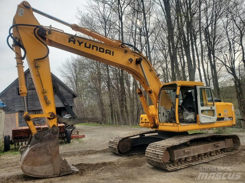 Hyundai R250LC-7 Bandgrävare