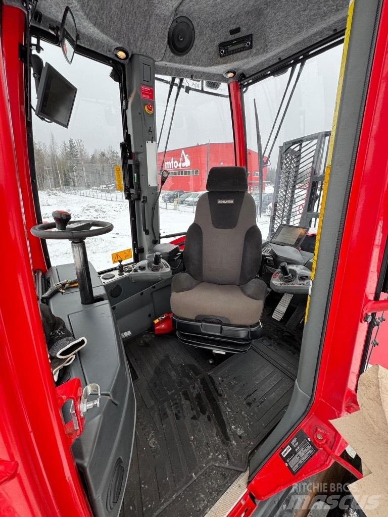 Komatsu 875 Skotare