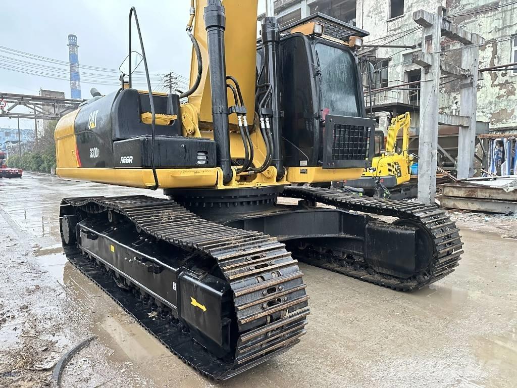 CAT 330D2 Bandgrävare