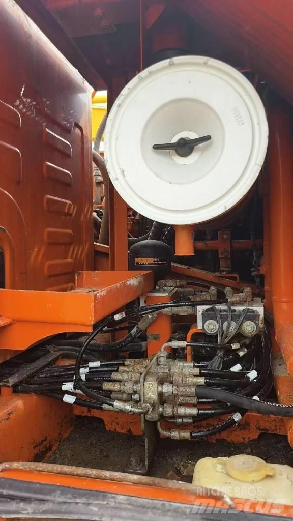 Doosan DH 225 LC-7 Bandgrävare