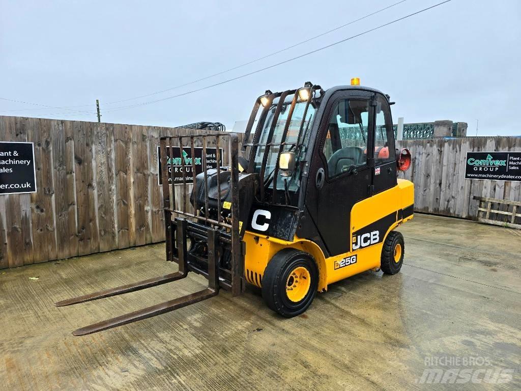 JCB TLT 25 G Gasolmotviktstruckar