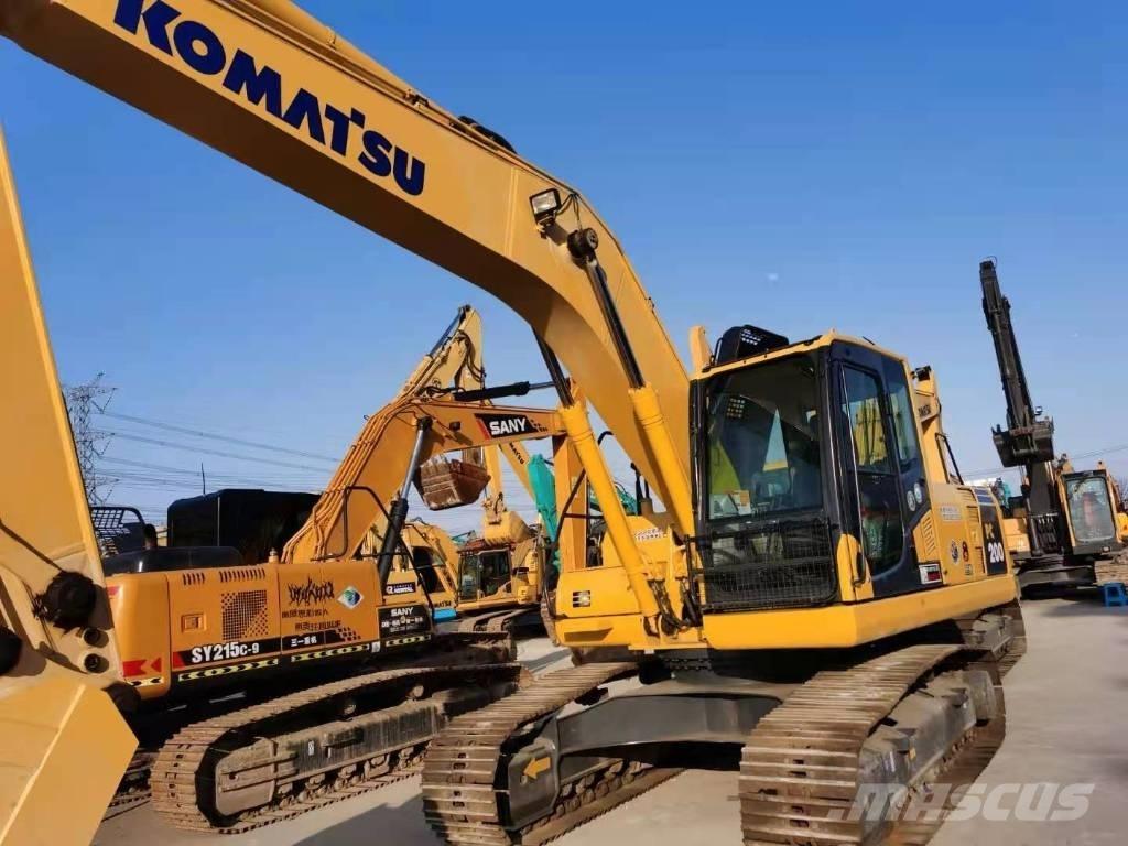 Komatsu PC 200-8 Bandgrävare
