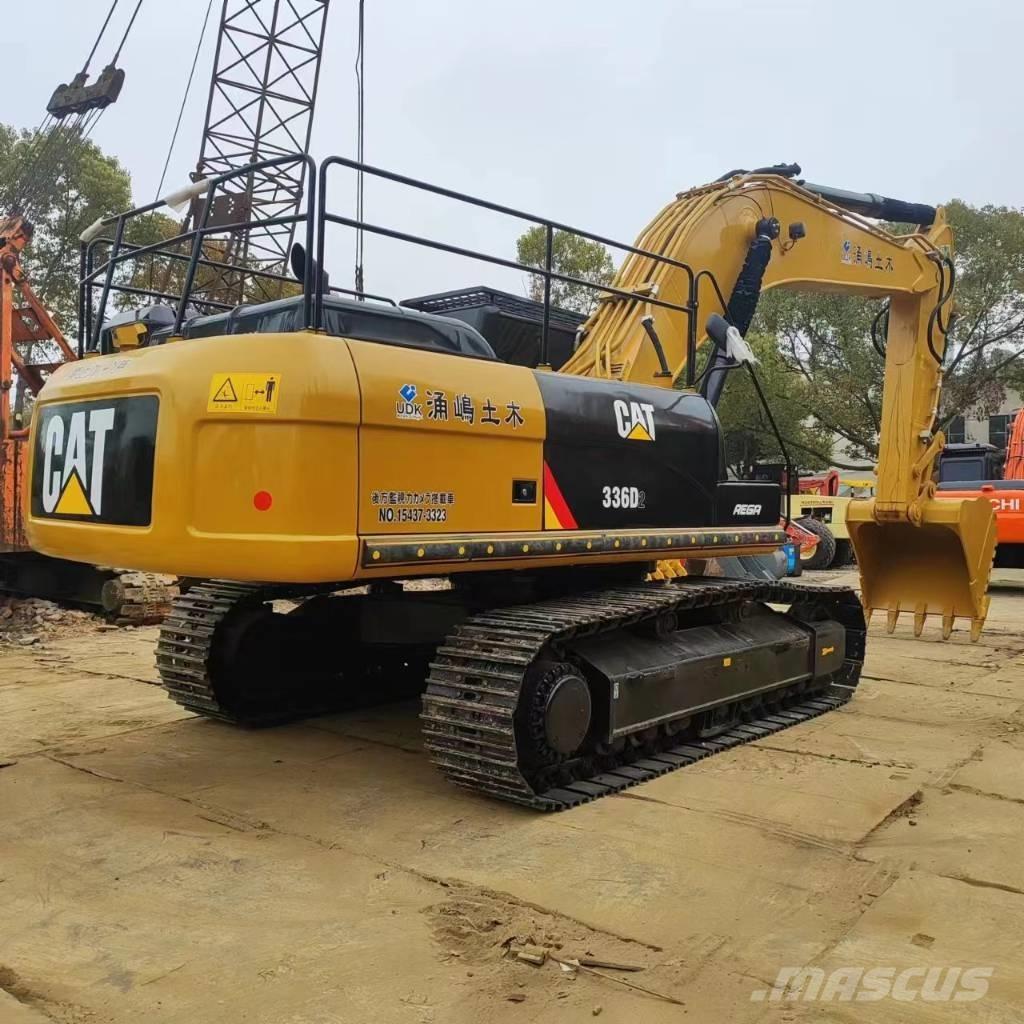 CAT 336 D L Bandgrävare