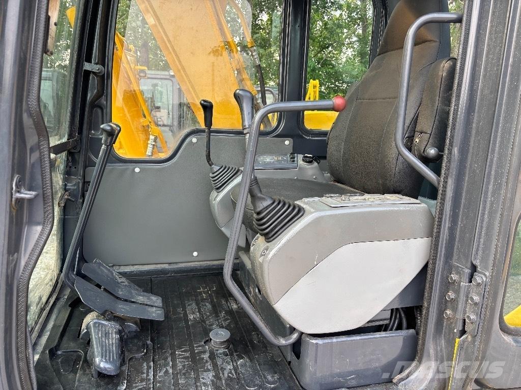 Komatsu PC 70 Minigrävare < 7t