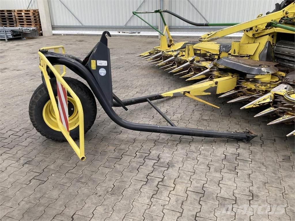 John Deere 7750i Självgående fälthackar