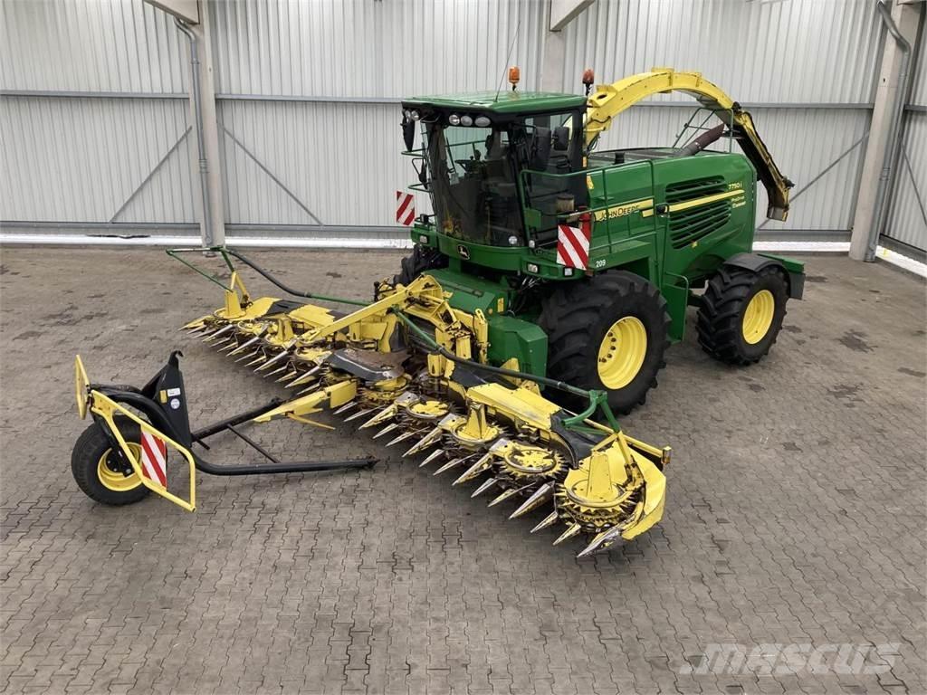 John Deere 7750i Självgående fälthackar