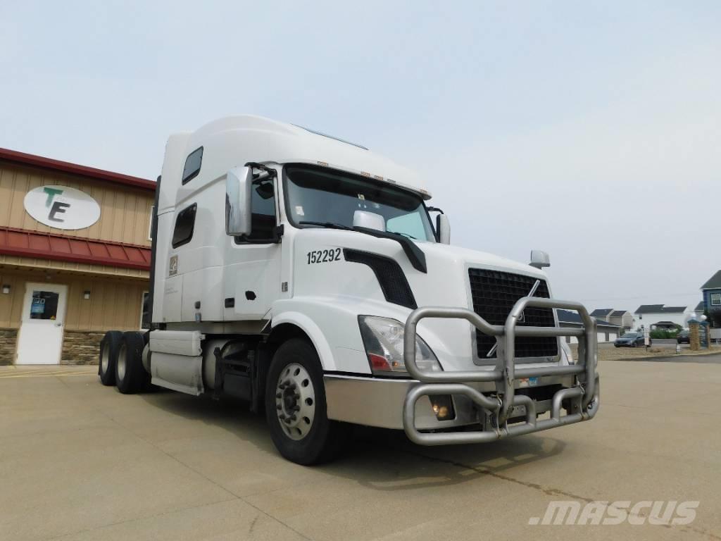 Volvo VNL Dragbilar
