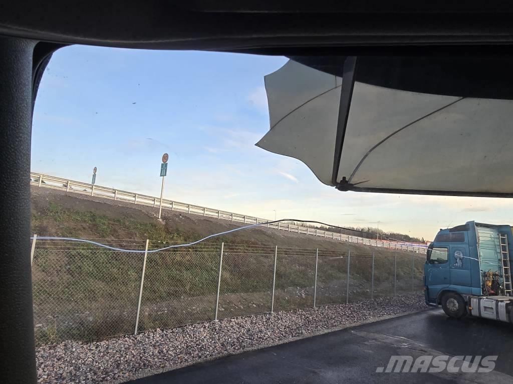 Volvo FM 330 Skåpbilar