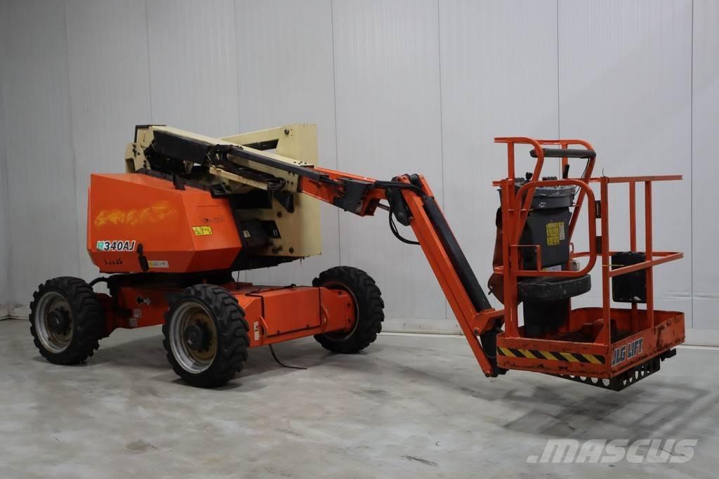 JLG H340AJ Bomliftar