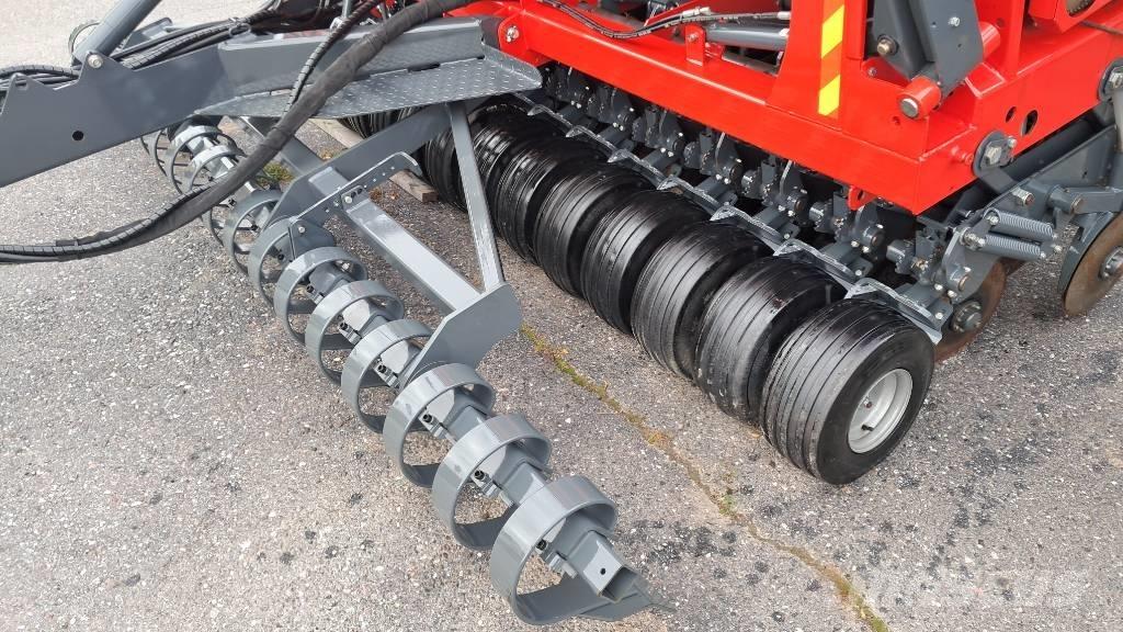 Tume Nova Combi 4000 Kombisåmaskiner