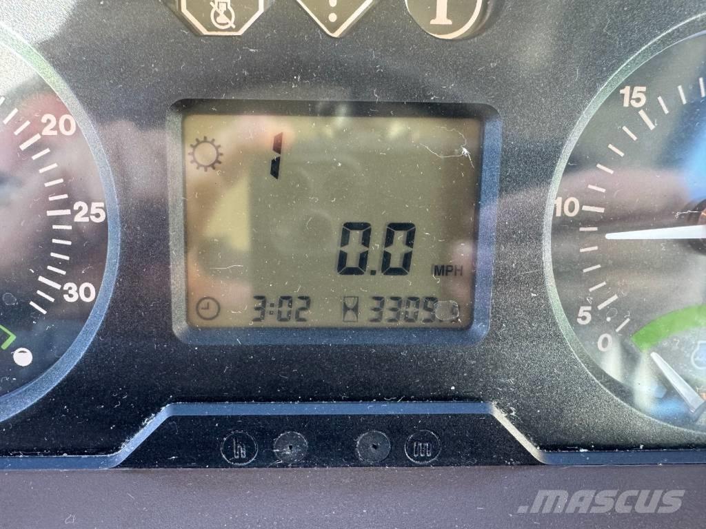 John Deere 6120 Traktorer