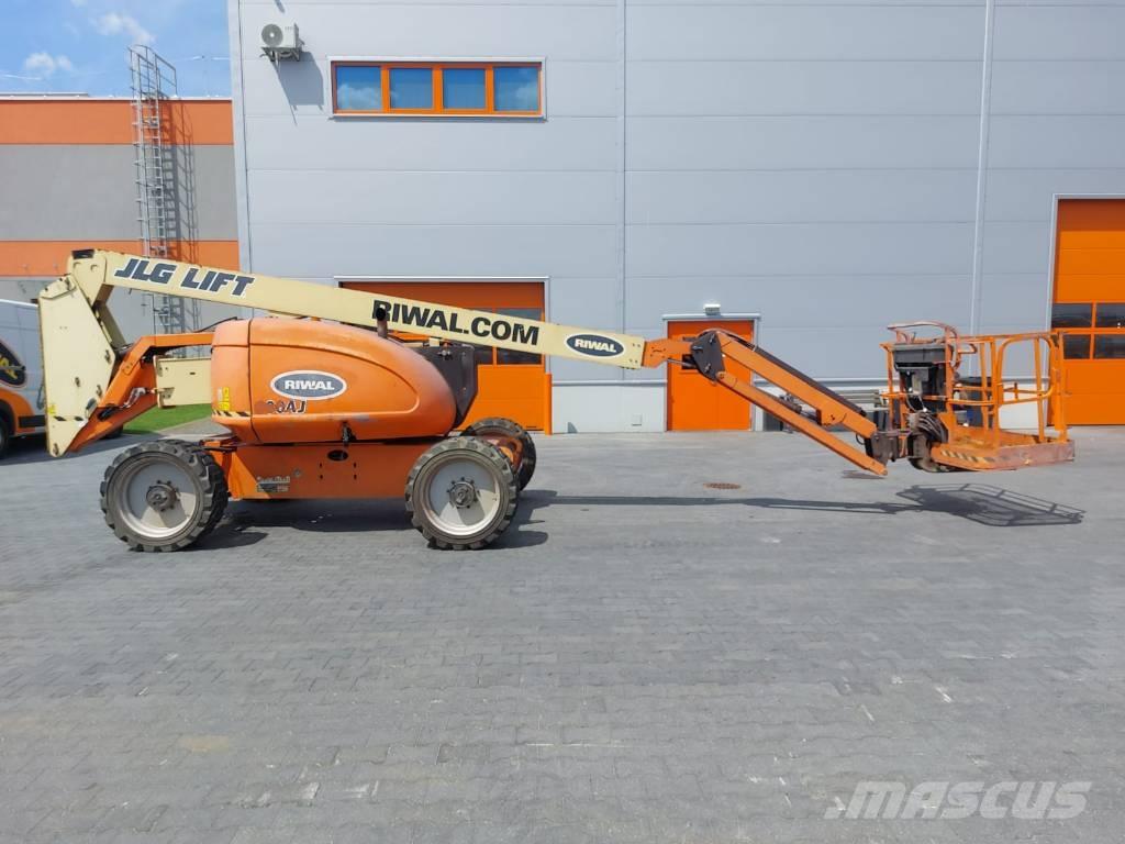JLG 600AJ Bomliftar
