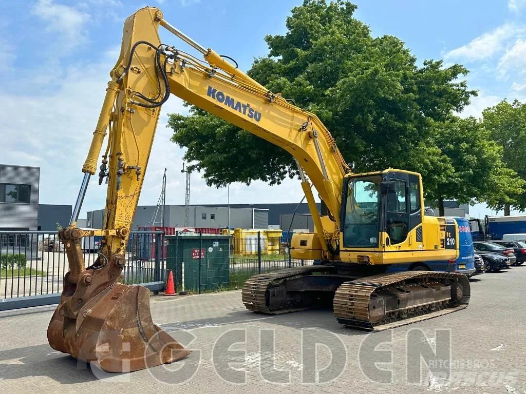 Komatsu PC210 LC-8 Bandgrävare