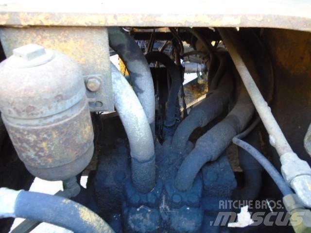 Clark Michigan 125 B Hjullastare
